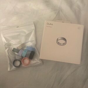 Oura Ring Gen 4 size 8